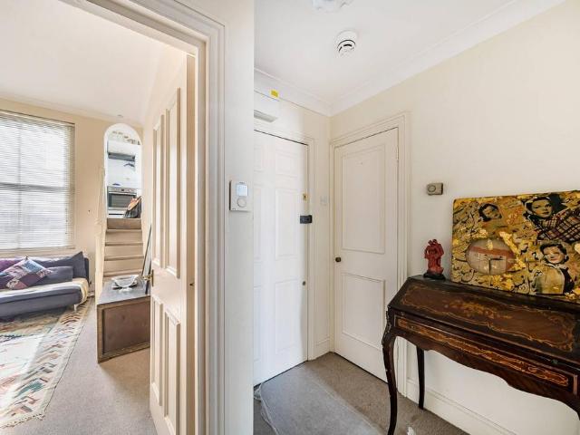 Flat for sale in Kensal Town, Maida Vale