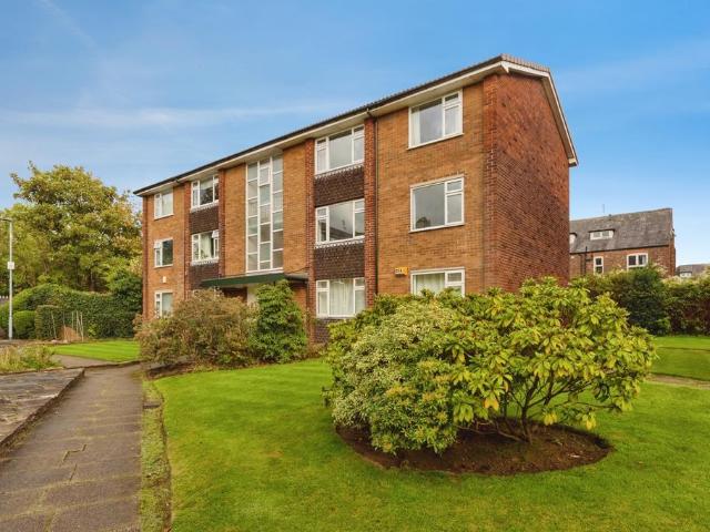 Flat for sale in Georgia, Greater Manchester