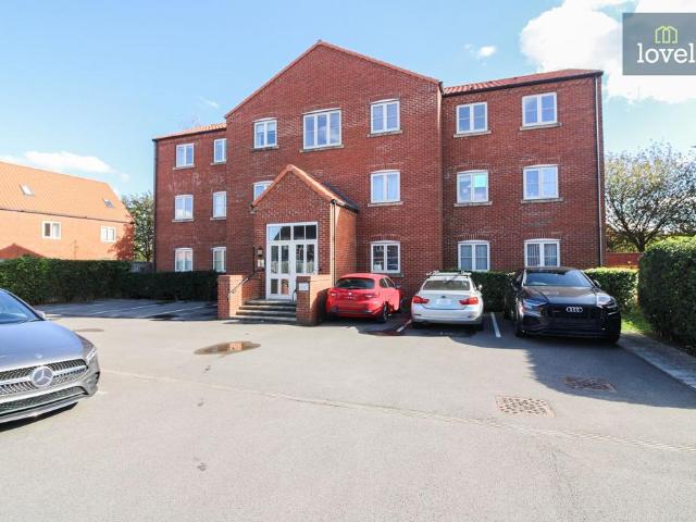 Flat for sale in Keddington, East Lindsey