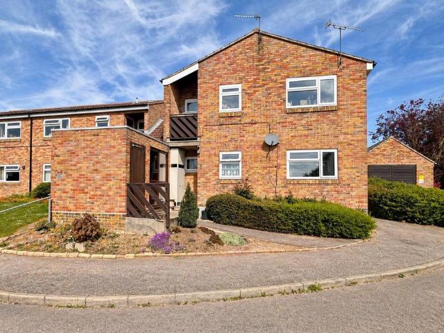 Flat for sale in Great and Little Leighs, Chelmsford