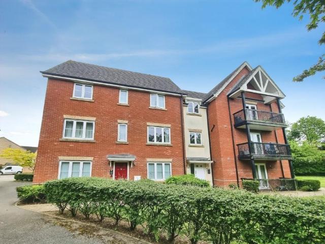 Flat for sale in Key Street, Suffolk