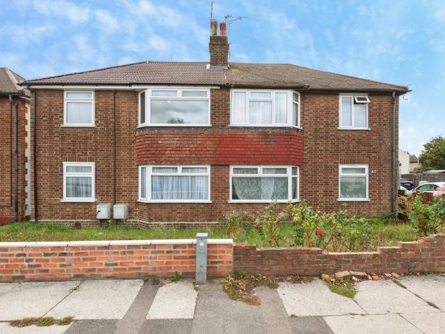 Flat for sale in Hamerton, Kent