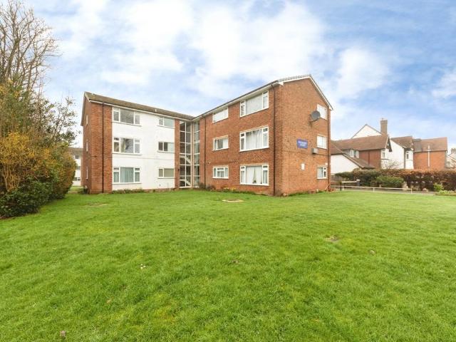 Flat for sale in Yardley Wood, West Midlands