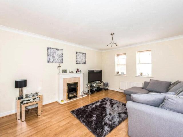 Flat for sale in Blackhills, Surrey