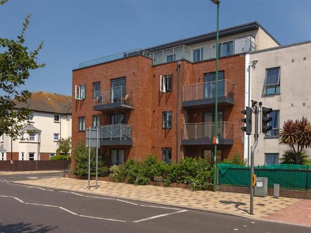 Flat for sale in Clapham, West Sussex