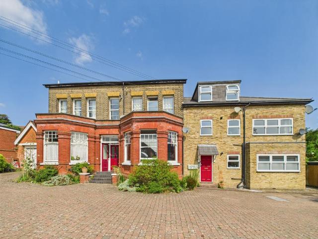 Flat for sale in New Barnet, Isle Of Man