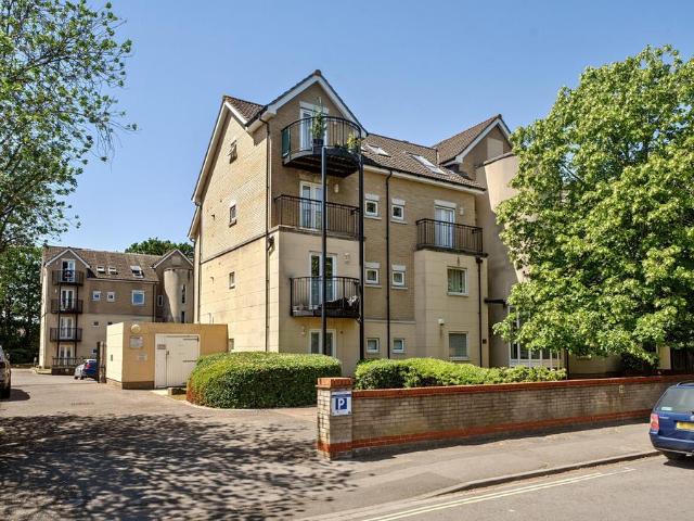 Flat for sale in Banister's Park, Isle Of Man