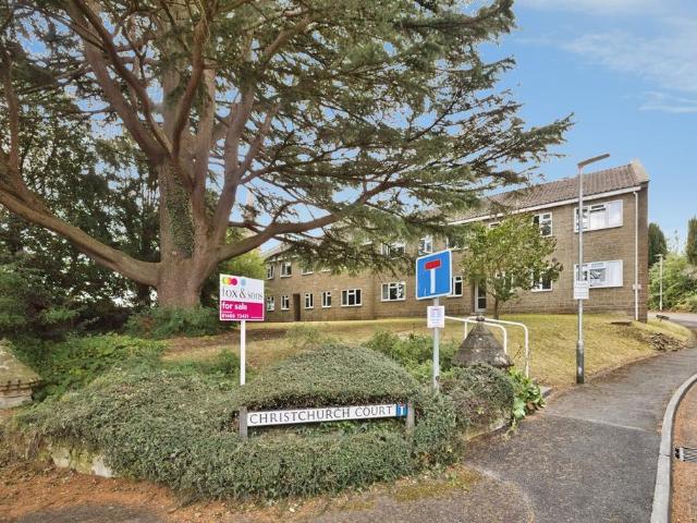 Flat for sale in Broadshard, Somerset