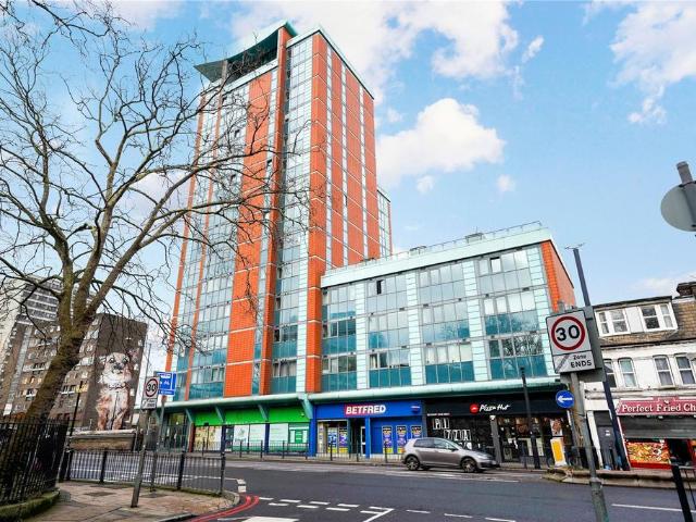 Flat for sale in Poplar Grove, Isle Of Man