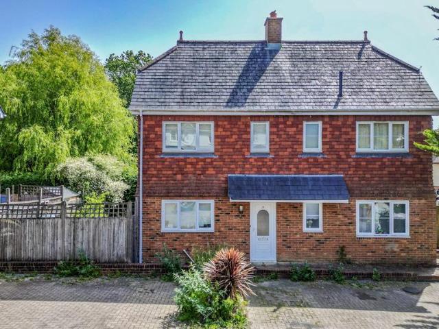 Flat for sale in Hartley, Sandown Park