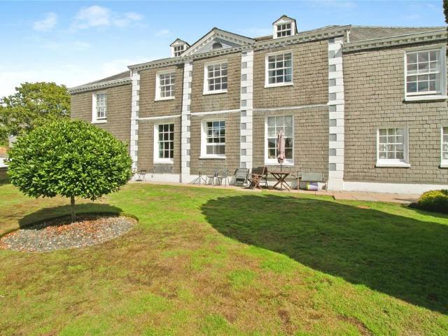 Flat for sale in Truru, Truro