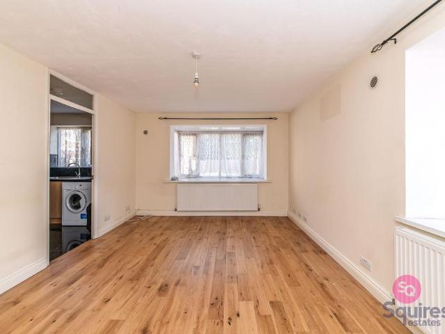 Flat for sale in London Borough of Barnet, Greater London