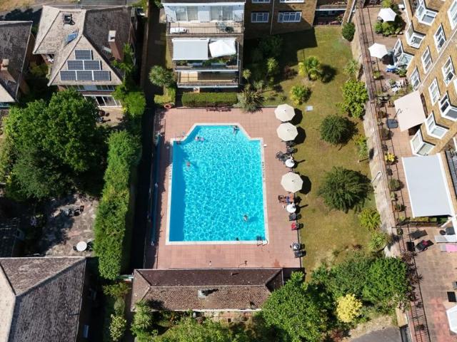 Flat for sale in Brighton & Hove