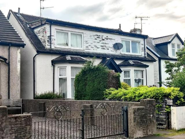 Flat for sale in Auchamore, Dunoon