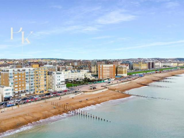 Flat for sale in Aldrington