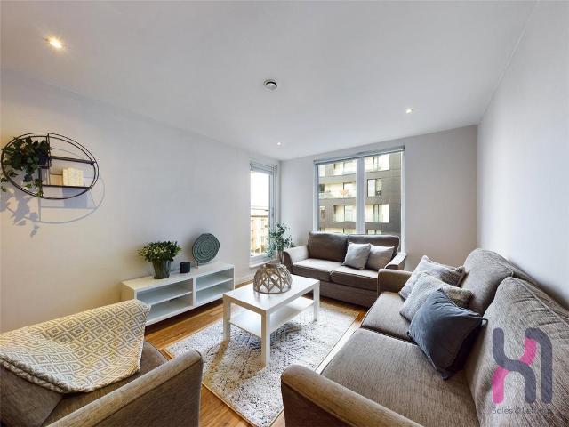 Flat for sale in Ordsall, Salford