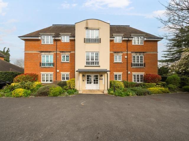 Flat for sale in Enborne, West Berkshire