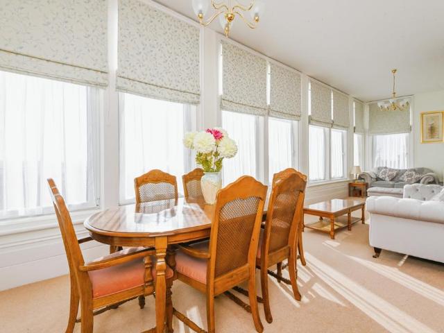 Flat for sale in Holland-on-Sea, Dale Hill