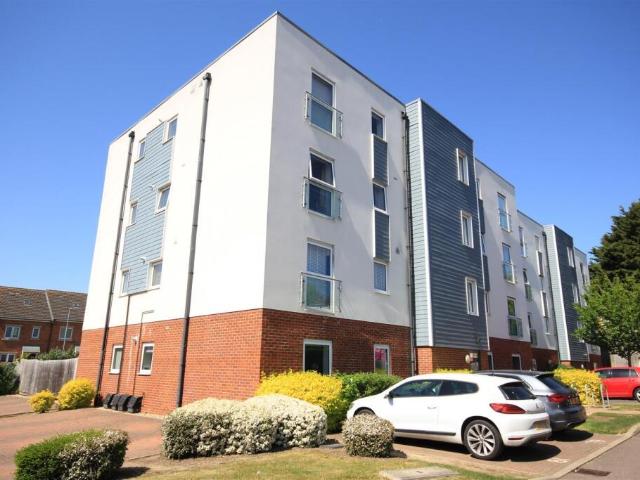 Flat for sale in Burrow's Bush, Wellingborough