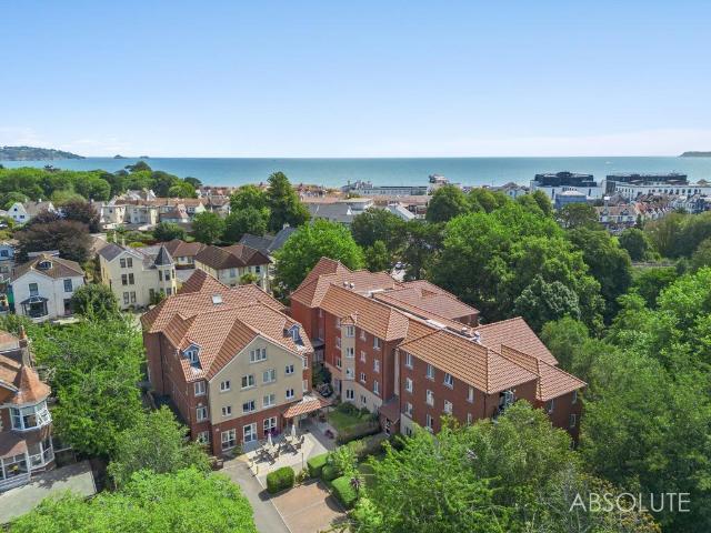 Flat for sale in Oldway, Livermead
