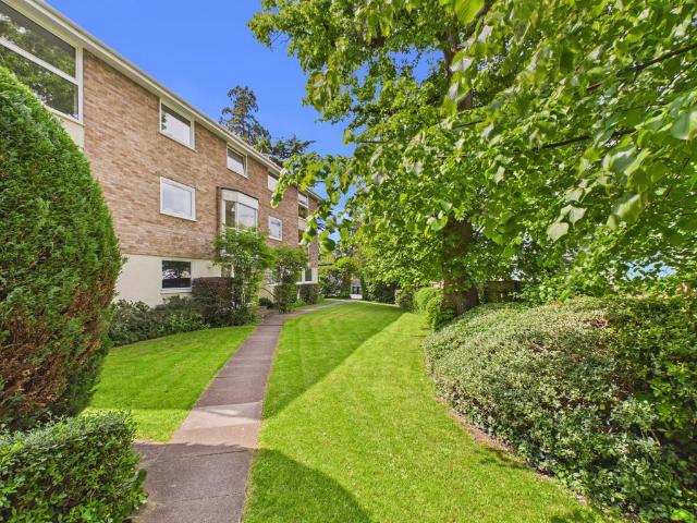 Flat for sale in Golden Valley, Gloucestershire