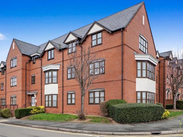 Flat for sale in Bengeworth, Crookhill