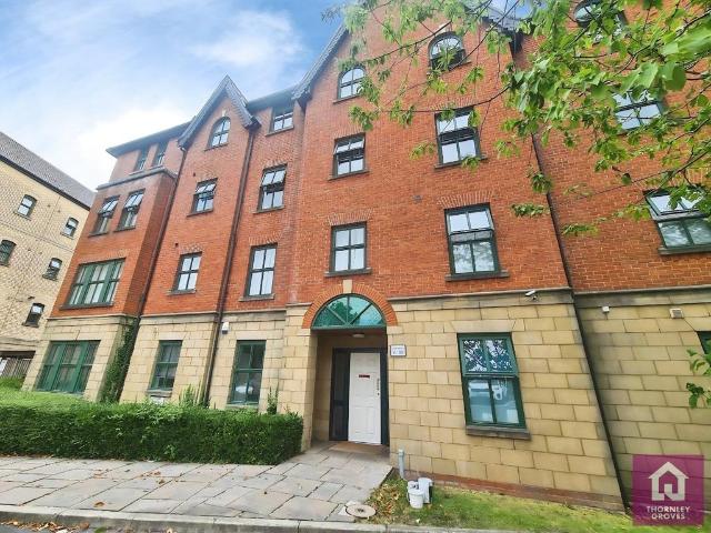 Flat for sale in Georgia, Greater Manchester