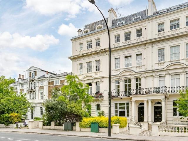 Flat for sale in Notting Hill, Greater London
