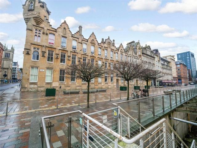 Flat for sale in Merchant City, Scotland