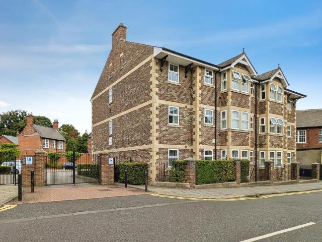 Flat for sale in Sandyford, Tyne And Wear