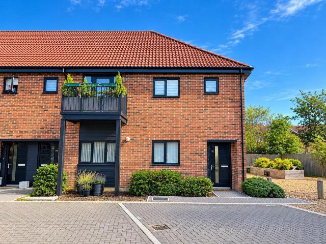 Flat for sale in Hardwick, South Cambridgeshire