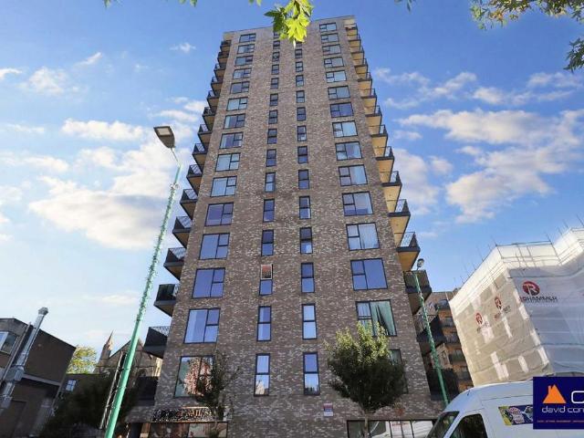 Flat for sale in Wealdstone, Greater London