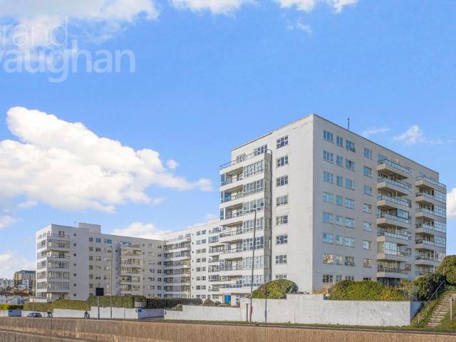 Flat for sale in Brighton Marina Village, Brighton & Hove