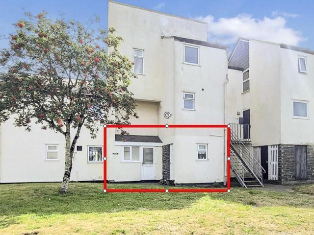 Flat for sale in Harlech
