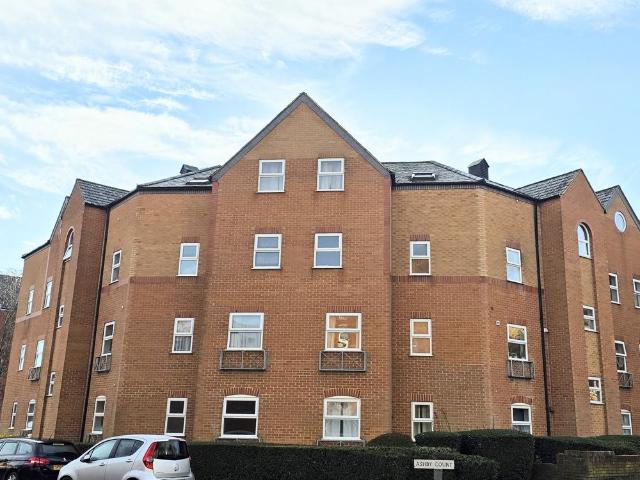 Flat for sale in Evershot, Oxfordshire