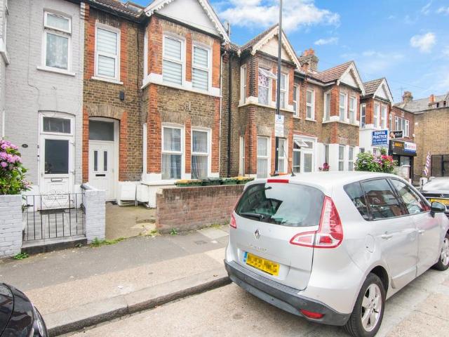 Flat for sale in Little Ilford, Isle Of Man