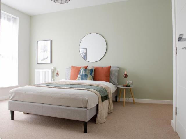 Flat for sale in Crown Point, Leeds