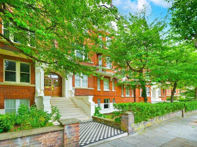Flat for sale in St. John's Wood, Isle Of Man