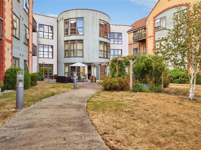 Flat for sale in Arrington, Cambridgeshire