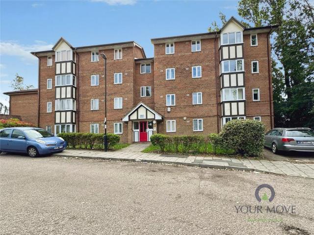Flat for sale in London Borough of Lewisham, Greater London