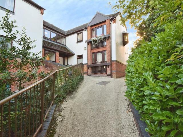 Flat for sale in Saddington, Harborough