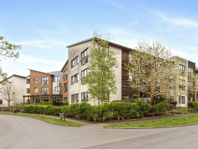 Flat for sale in Ringles Cross, Cross In Hand