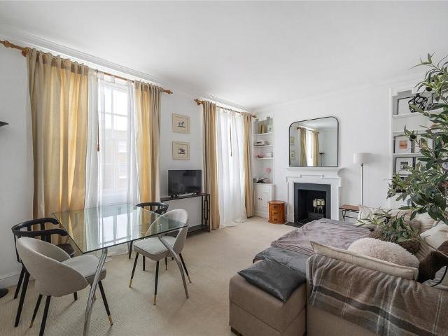 Flat for sale in Belgravia, Greater London