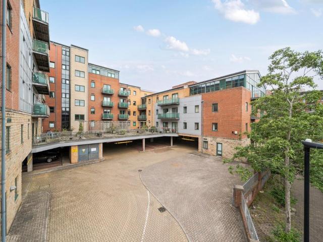 Flat for sale in Devonshire, South Yorkshire