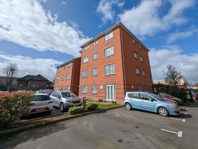 Flat for sale in Foleshill, West Midlands