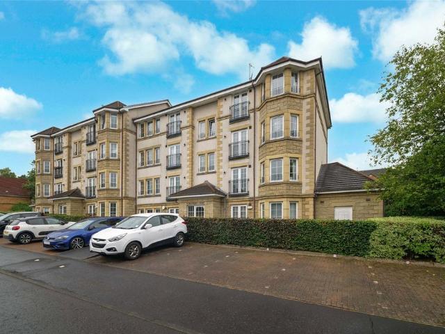 Flat for sale in Knightswood, Scotland