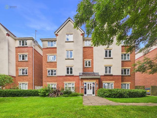 Flat for sale in King’s Hill, Wednesbury