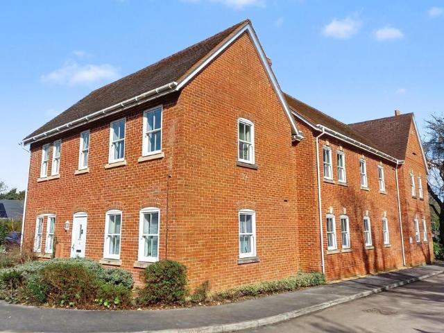 Flat for sale in Fulflood, Hampshire