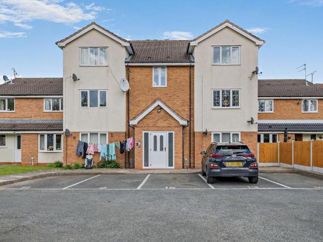 Flat for sale in Warndon, Isle Of Man