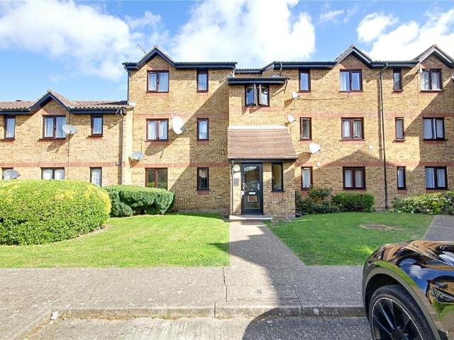 Flat for sale in Ponders End, Isle Of Man